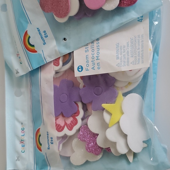 ASSORTED FOAM STICKERS - Picture 4 of 7